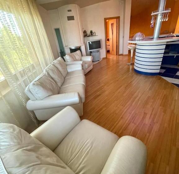 خانه 1 خوابه, Lindaga