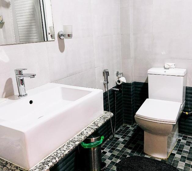 Family Suite, La Nicholas Lake View By Summit Hotels