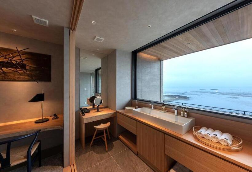 Президентский Люкс, Tara Dakeonsen Kanigoten