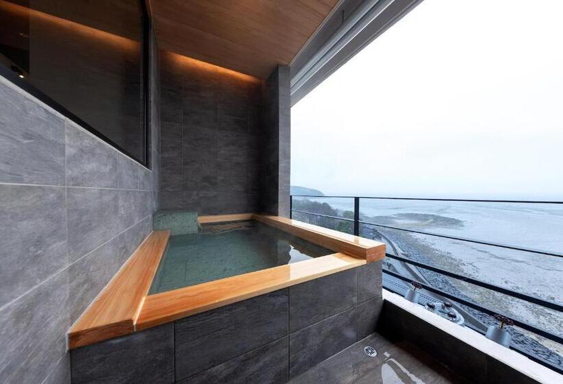 Президентский Люкс, Tara Dakeonsen Kanigoten