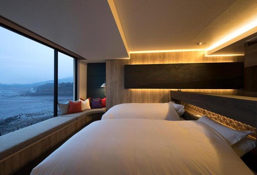 Люкс Deluxe Вид на Море, Tara Dakeonsen Kanigoten