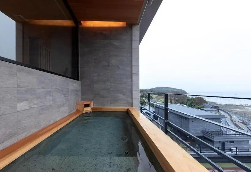 エクゼクティブスイート, Tara Dakeonsen Kanigoten