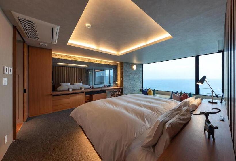 Люкс Кровать Кинг, Tara Dakeonsen Kanigoten