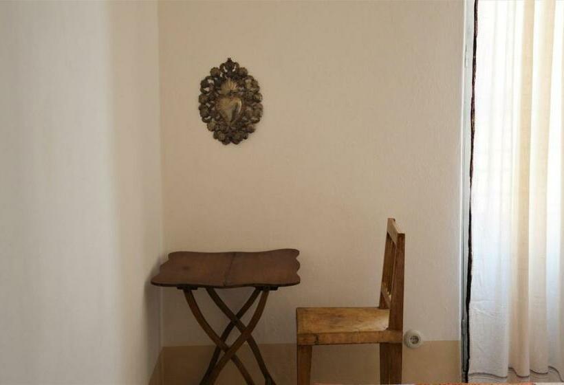 ガーデンビュースタンダードルーム, Casa Hesychia