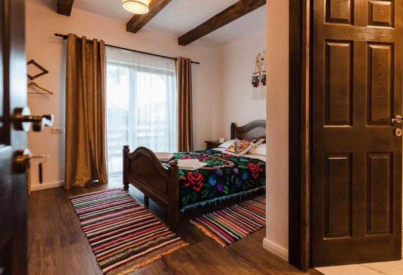 Номер Deluxe с Балконом, Conacul Maramureșean Bilgăr