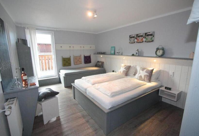 스탠다드 트리플 발코니 룸, Ferienanlage Forellenhof