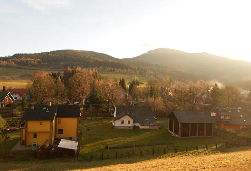 침실 3개 아파트, Penzion Gott