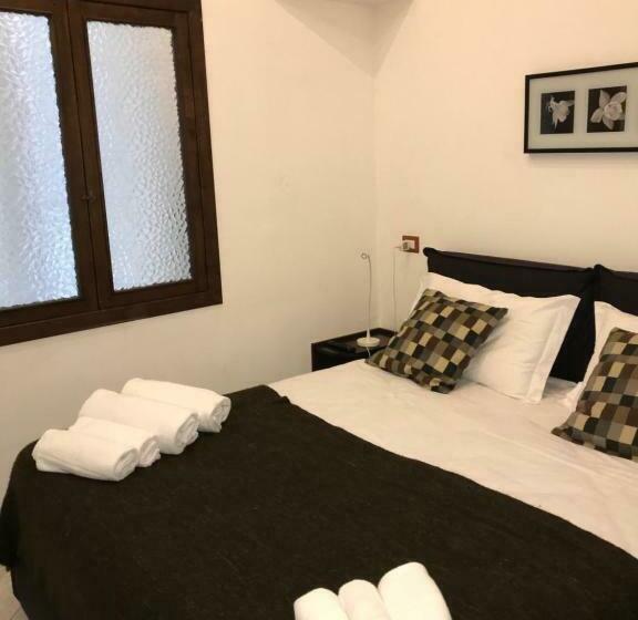 اتاق استاندارد سه تخته با بالکن, Bed & Breakfast Plebiscito Home