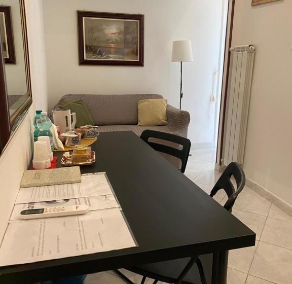 اتاق استاندارد سه تخته با بالکن, Bed & Breakfast Plebiscito Home