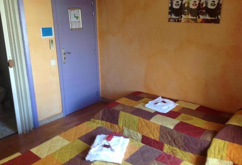 חדר קומפורט לשלושה, Boutique Hotel Couleurs Suds