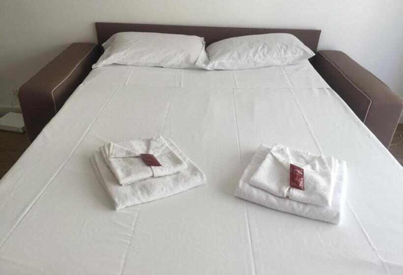 סטודיו סטנדרט עם מרפסת, Boutique Hotel Couleurs Suds