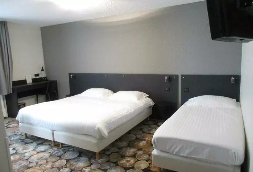 اتاق استاندارد سه نفره, Dav Hotel Jaude
