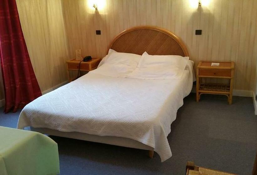 חדר קלאסי, A Notre Dame