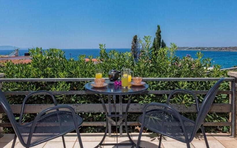 סוויטת דלוקס נוף לים, Creta Vitalis