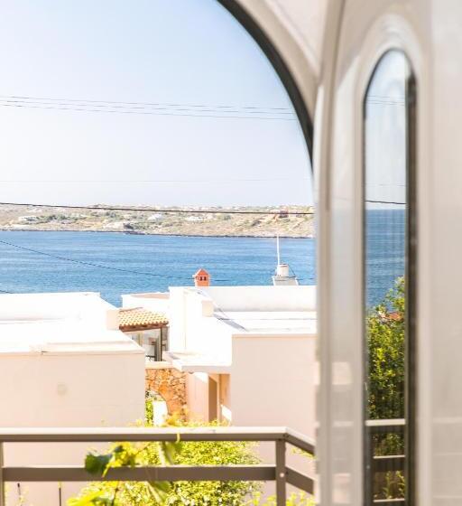 סוויטת ג'וניור נוף לים, Creta Vitalis