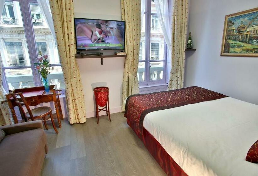 חדר סופריור, Des Celestins