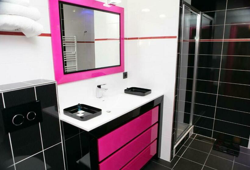 סוויטה, Des Celestins