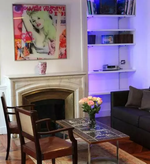 Suite, Des Celestins