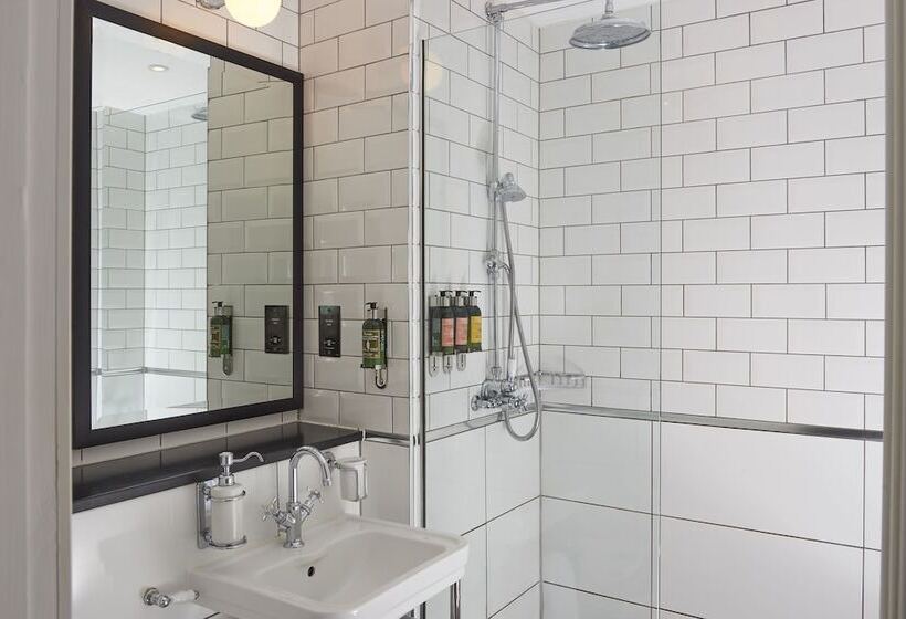 סוויטת ג'וניור, Du Vin St. Andrews