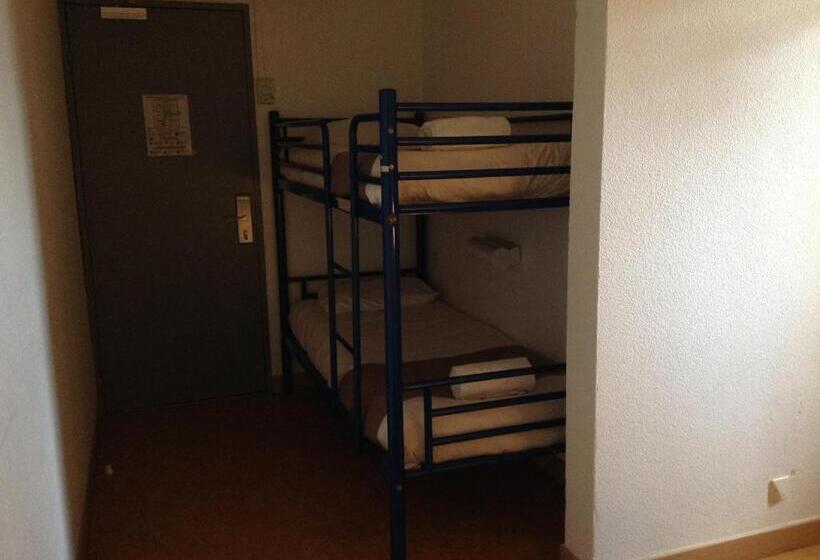 スタンダード４人部屋, Face West Le Pontet