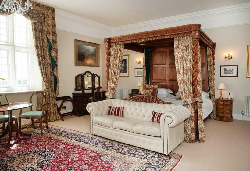 スイート, Goldsborough Hall