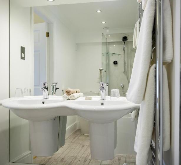 デラックスルーム, Goldsborough Hall