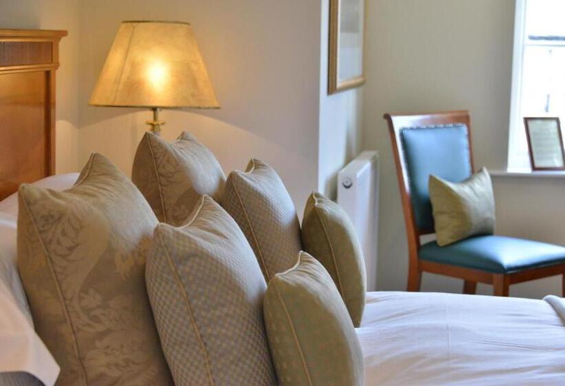 Номер Basic, Goldsborough Hall