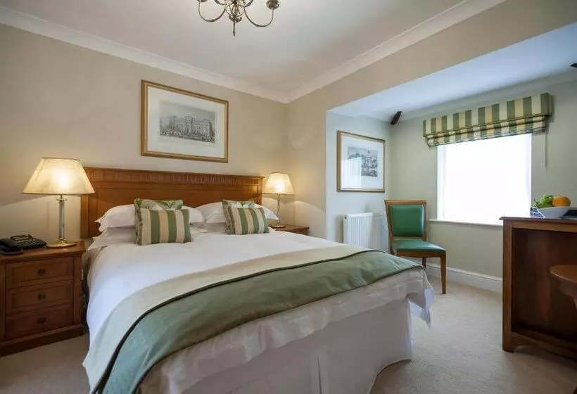 Basic-huone, Goldsborough Hall