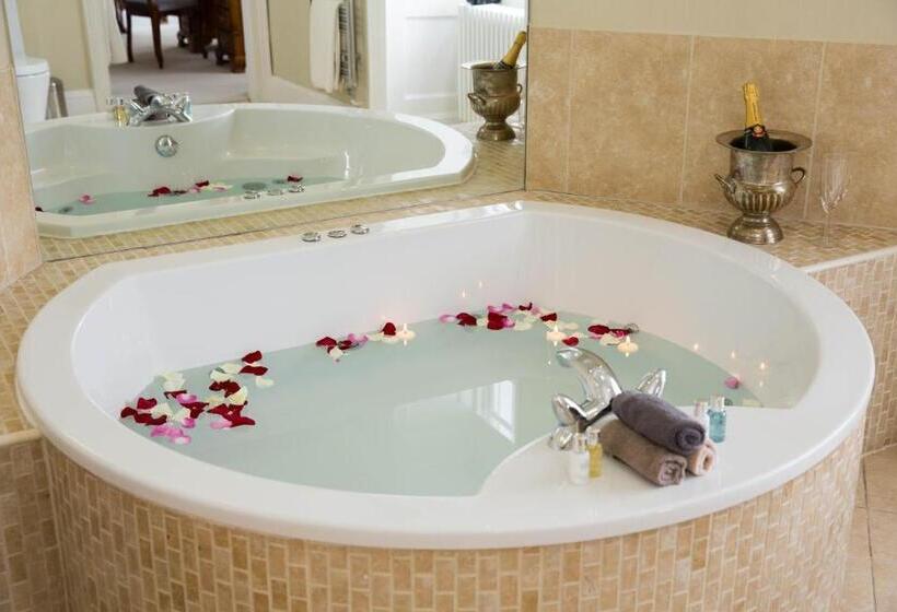 ガーデンビュースイート, Goldsborough Hall