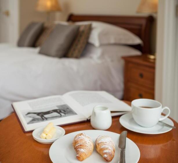 ガーデンビュースタンダードルーム, Goldsborough Hall