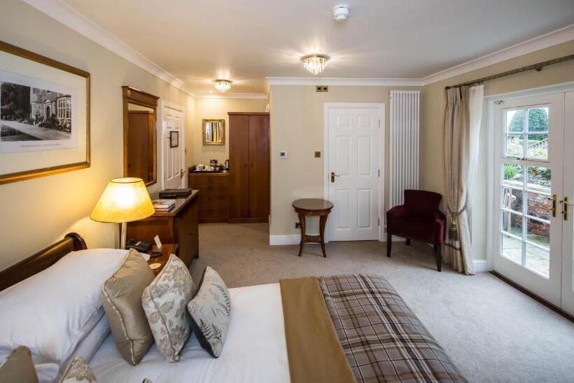 Номер Стандарт Вид на Сад, Goldsborough Hall