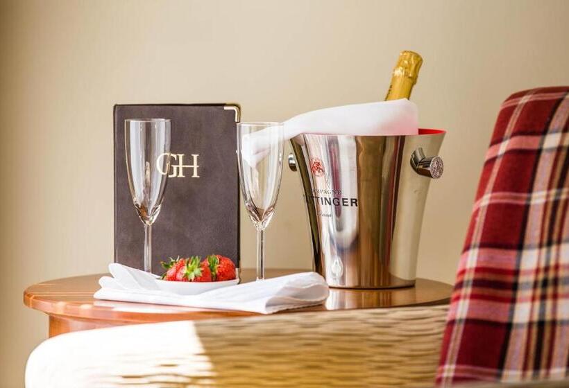 Номер Стандарт Вид на Сад, Goldsborough Hall