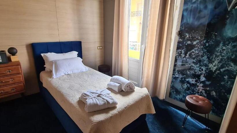 غرفة قياسية مطلة على المدينة, Hôtel Les 4 éléments