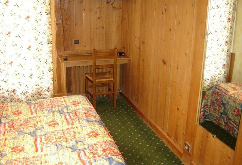 חדר סטנדרט, Hôtel Les Bernards