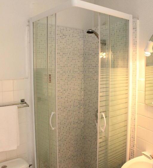 Номер Стандарт Трехместный, Saintmichel