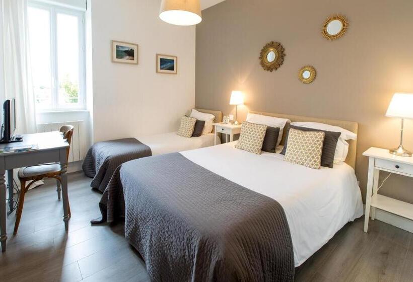 Номер Стандарт Трехместный, Saintmichel