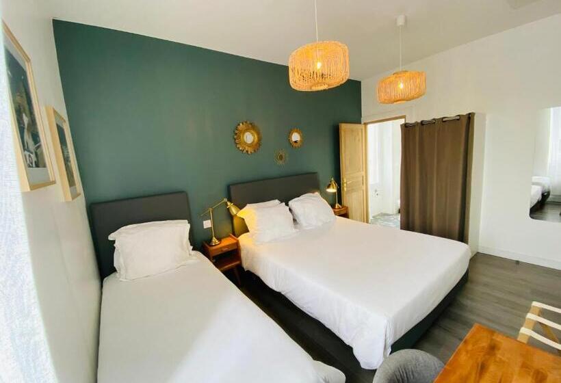 Номер Стандарт Трехместный, Saintmichel