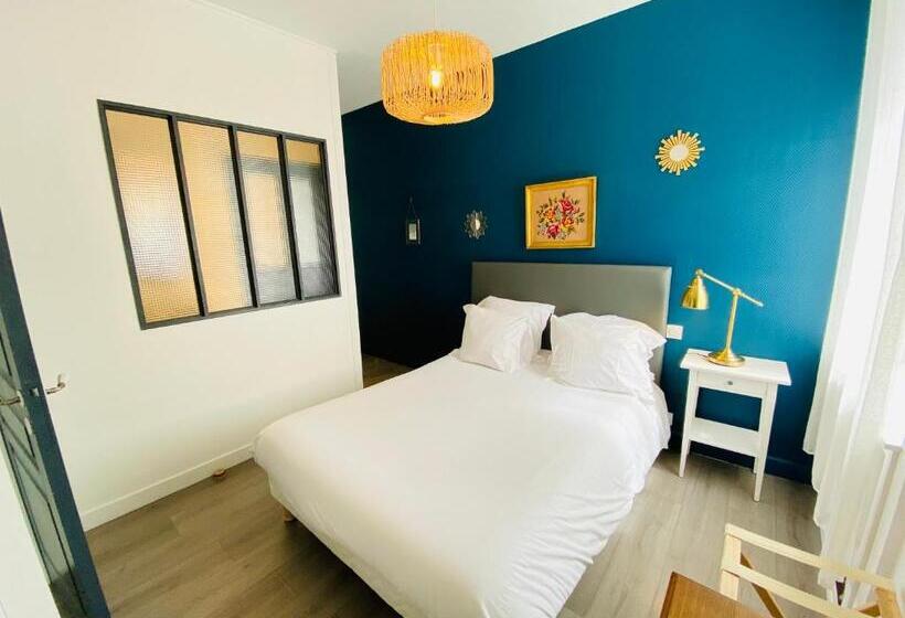 Семейный Номер, Saintmichel