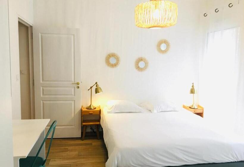 Семейный Номер, Saintmichel