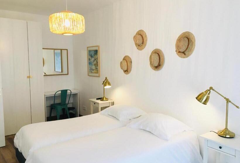 Семейный Номер, Saintmichel