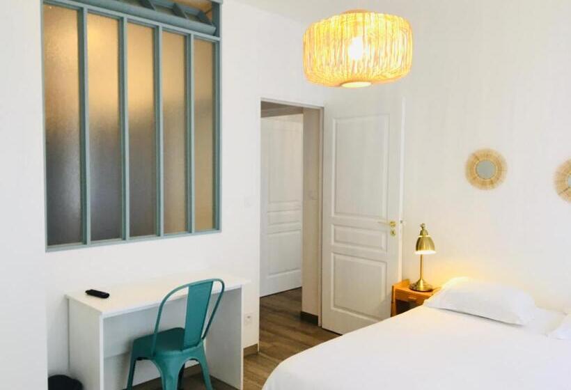 Семейный Номер, Saintmichel