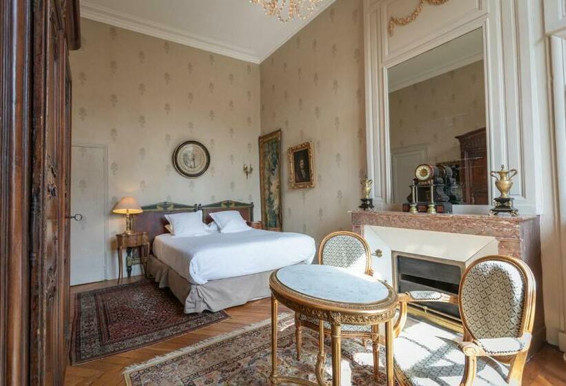 Номер Стандарт, L Hotel De Panette, Un Exceptionnel Château En Ville   Cathédrale