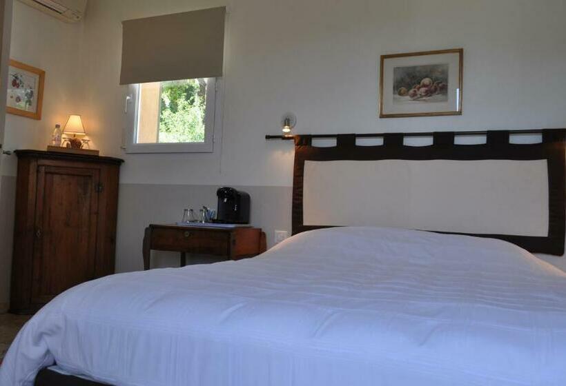 ガーデンビュースタンダードルーム, La Bégude Du Pascouren