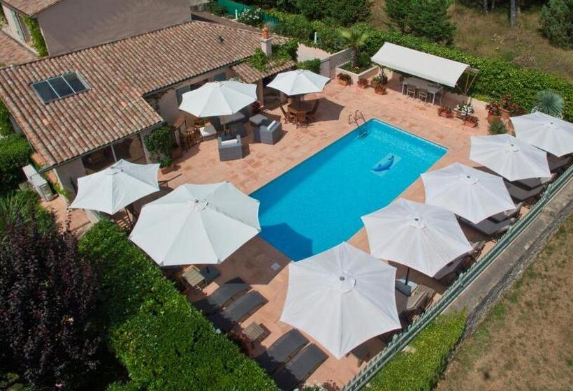 غرفة قياسية مطلّة علي الحديقة, La Bégude Du Pascouren