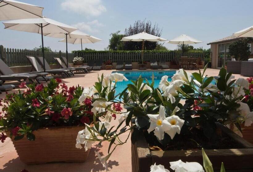 غرفة قياسية مطلّة علي الحديقة, La Bégude Du Pascouren