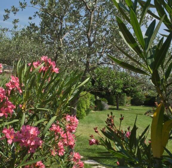 ガーデンビュースタンダードルーム, La Bégude Du Pascouren