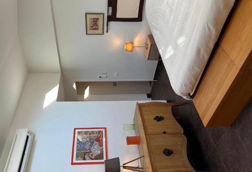 فيلا غرفة نوم واحدة مع مسبح, La Bégude Du Pascouren