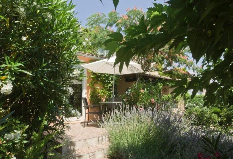 ガーデンビュースタンダードルーム, La Bégude Du Pascouren