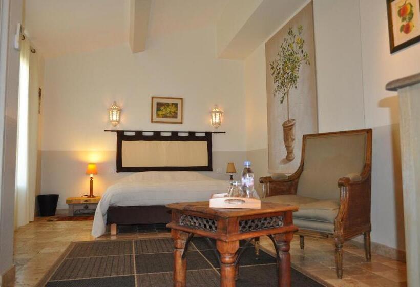 غرفة قياسية مطلّة علي الحديقة, La Bégude Du Pascouren