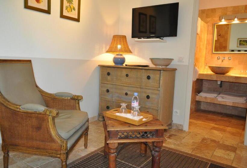 غرفة قياسية مطلّة علي الحديقة, La Bégude Du Pascouren